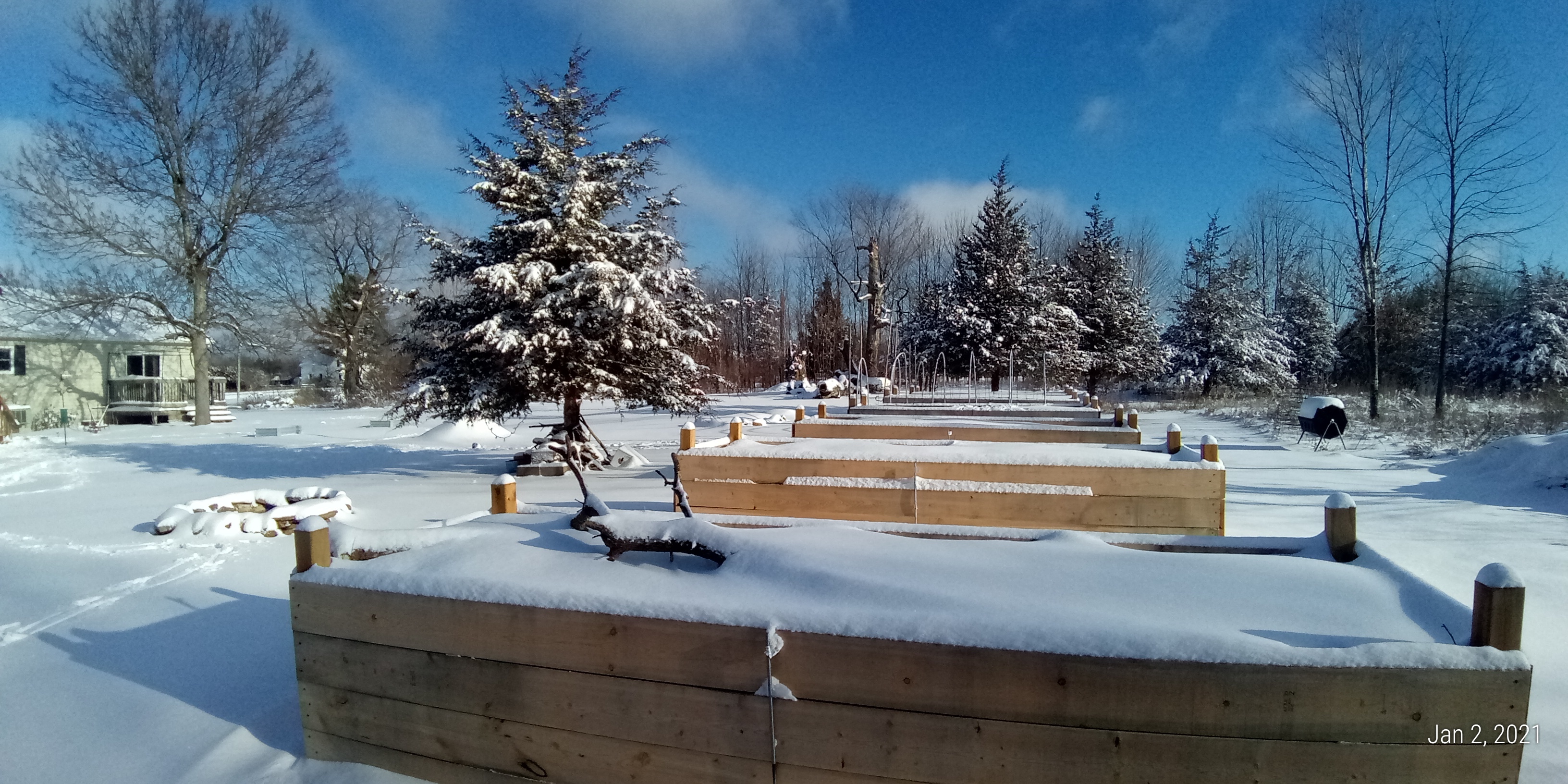 Sleeping raised beds