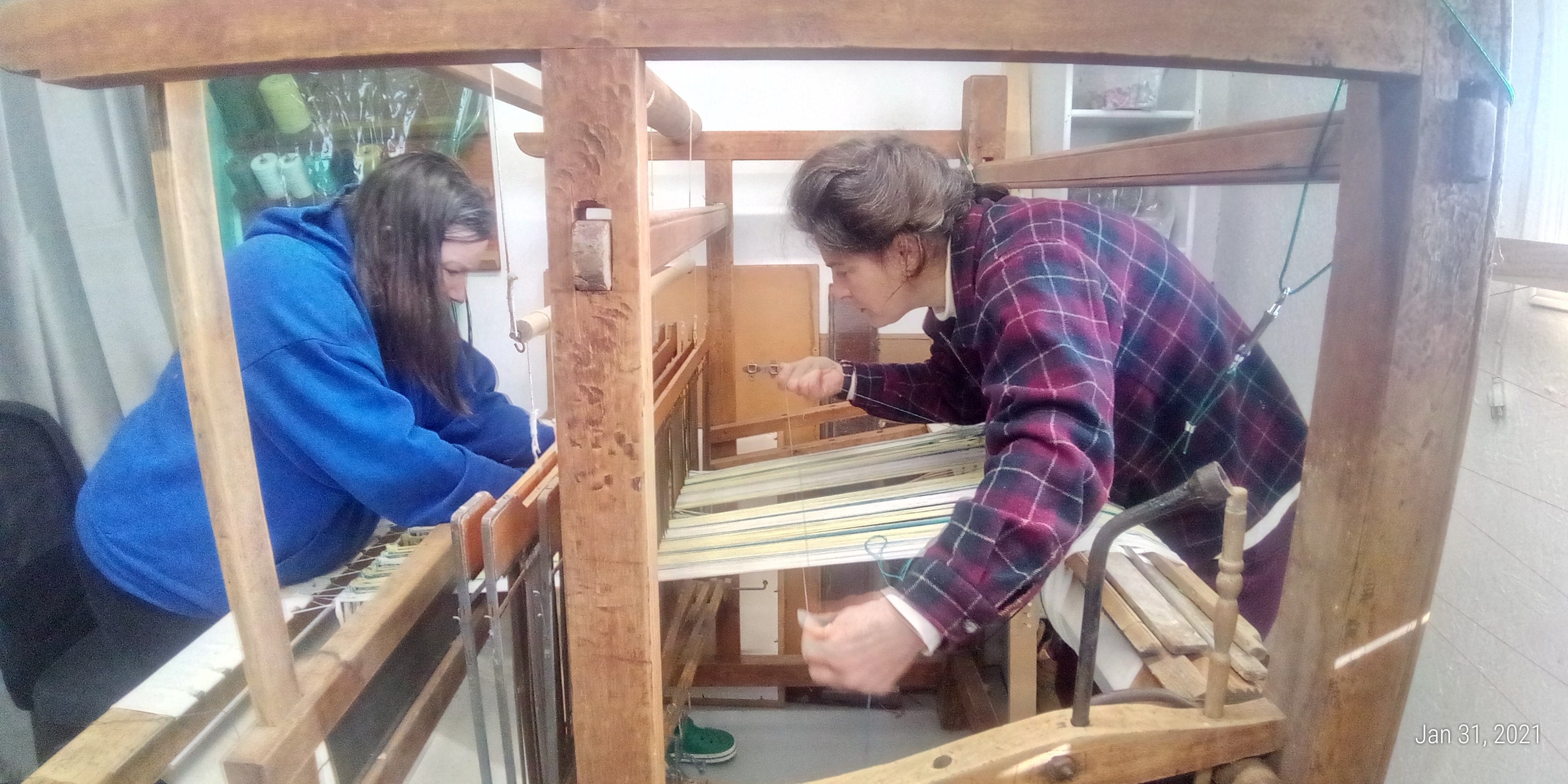 Isa and Trish weaving 1