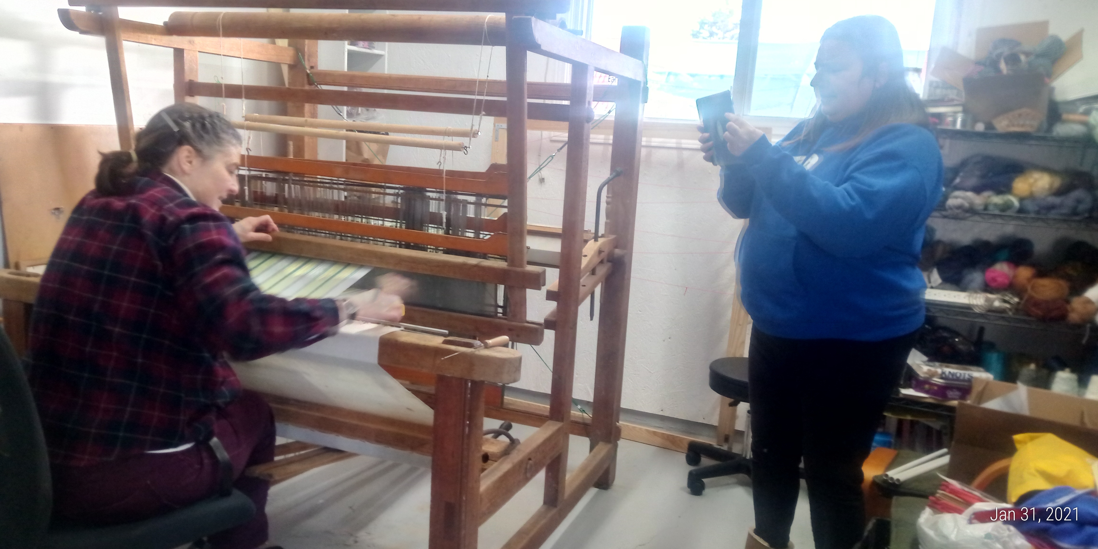 Isa and Trish weaving 2
