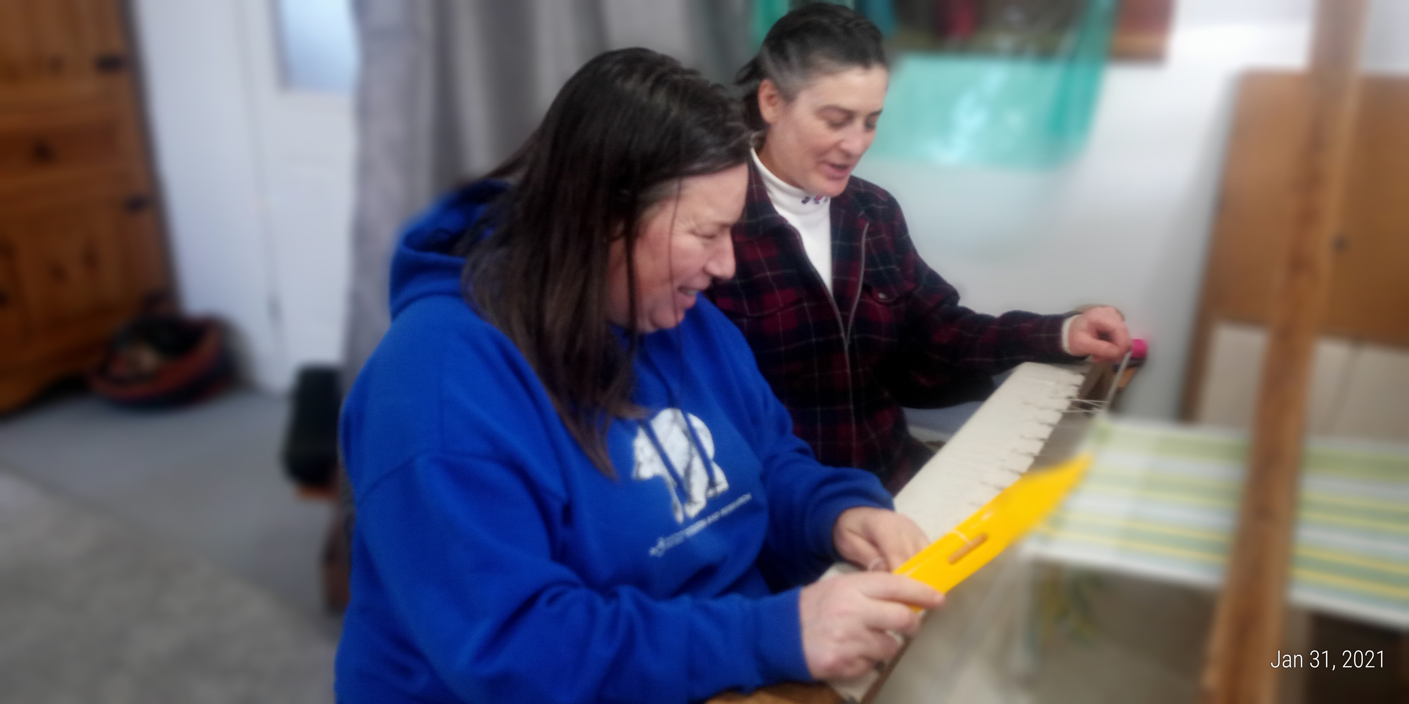 Isa and Trish weaving 4