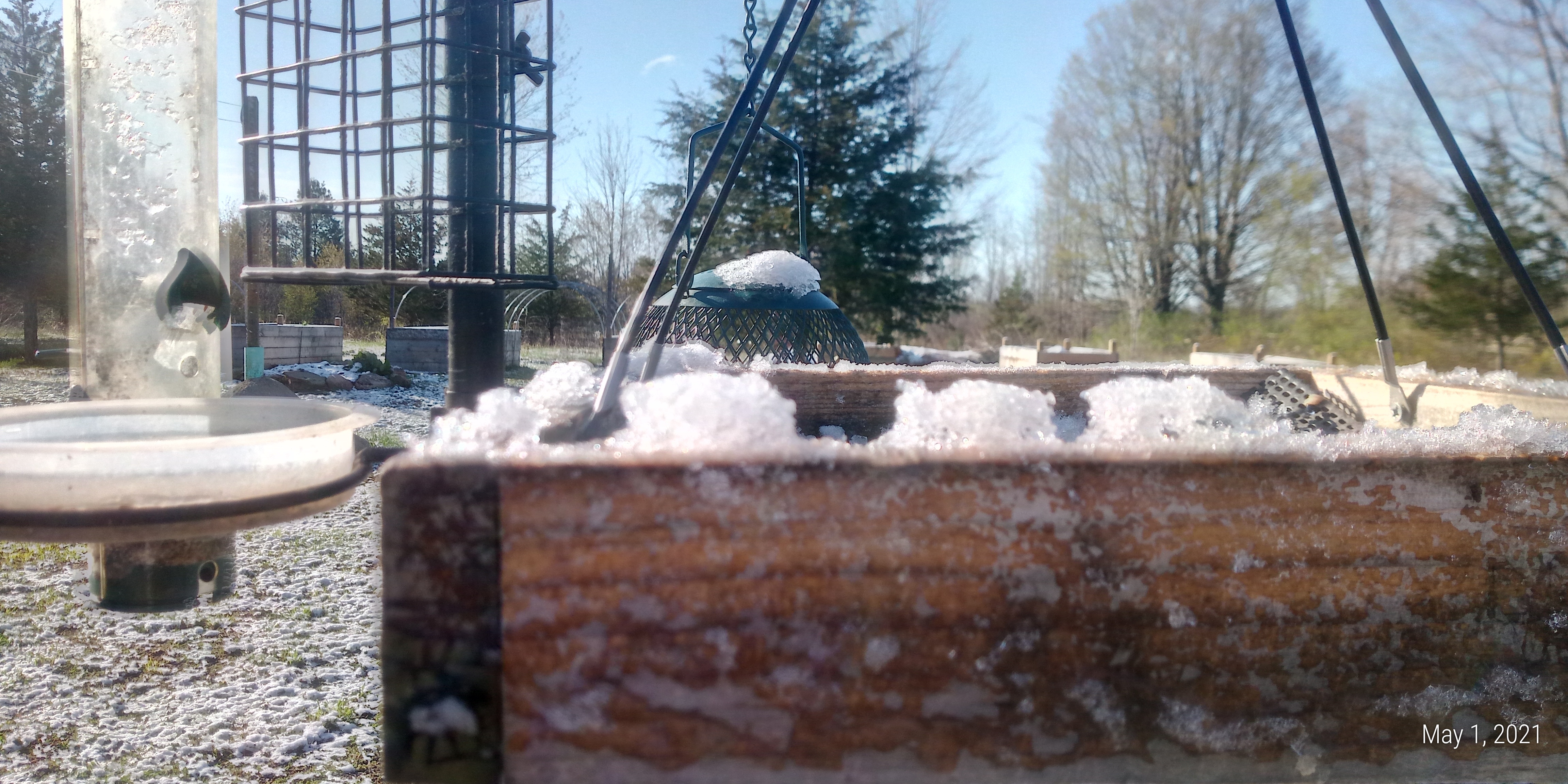 Sleeping garden beds